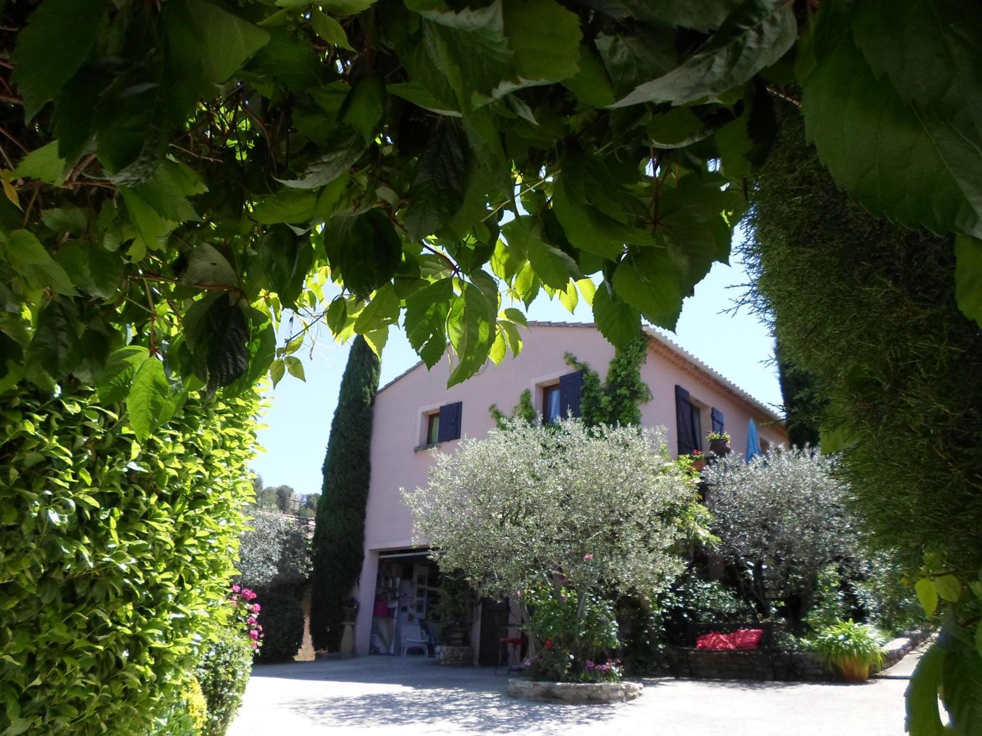 La Sapiniere -Chambres Climatisees Buisson Bagian luar foto