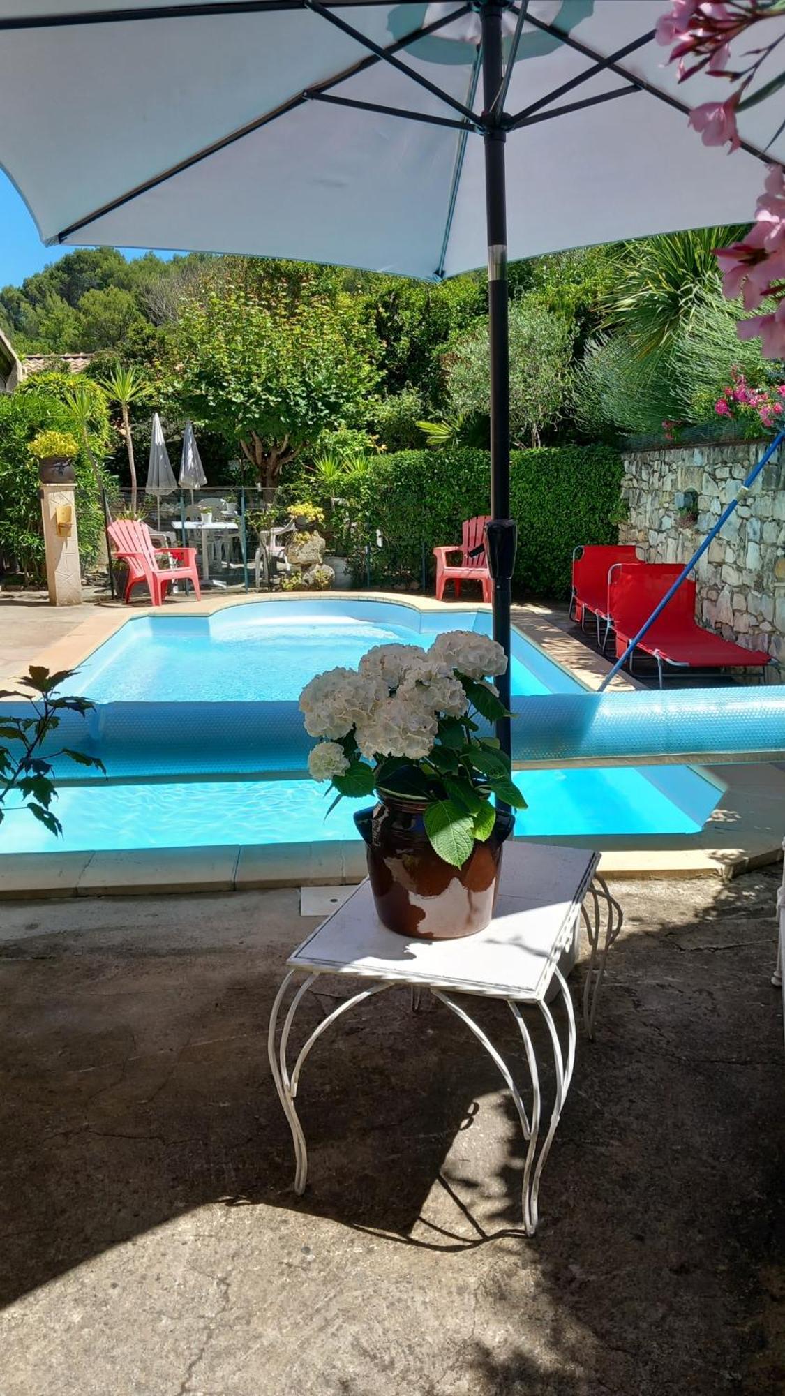 La Sapiniere -Chambres Climatisees Buisson Bagian luar foto